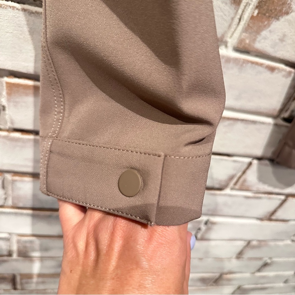 Athleta Endless High Rise Cargo Pant - Picture 5 of 6